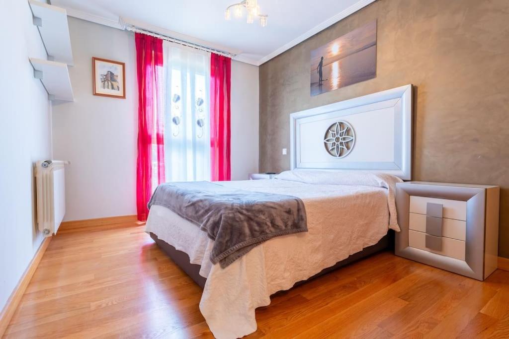 Apartamento En El Corazon De La Ciudad Con Parking Сантандер Екстер'єр фото