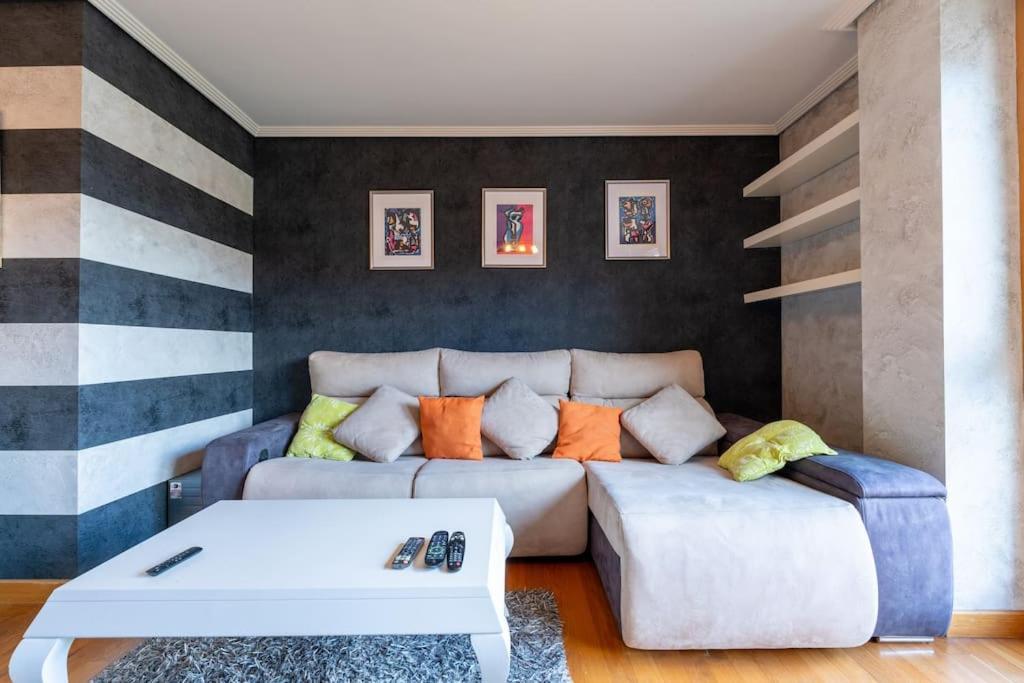 Apartamento En El Corazon De La Ciudad Con Parking Сантандер Екстер'єр фото