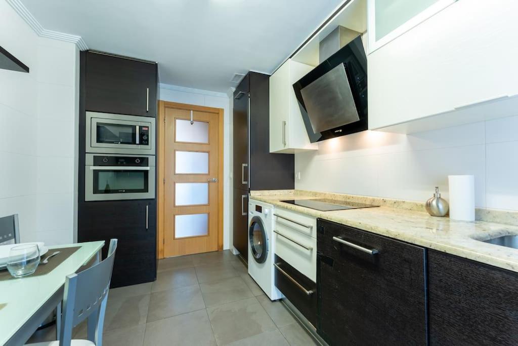 Apartamento En El Corazon De La Ciudad Con Parking Сантандер Екстер'єр фото