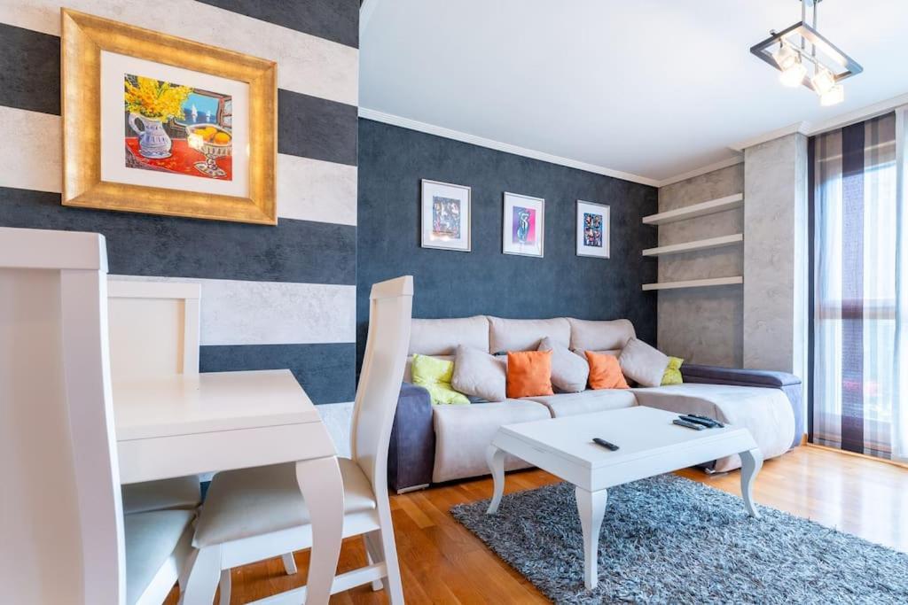 Apartamento En El Corazon De La Ciudad Con Parking Сантандер Екстер'єр фото